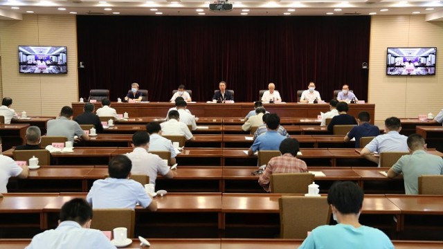 黄玉治在全国矿山安全生产视频会议上强调  深入学习贯彻习近平总书记重要指示精神  坚决防范遏制矿山生产安全事故